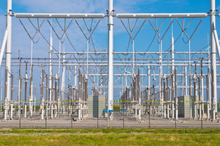 Big Tech and the Data Center Surge: Implications for U.S. Grid Stability