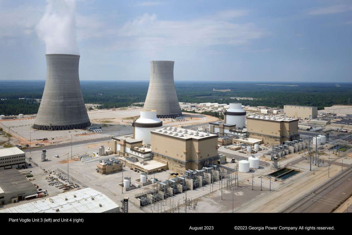 A Wide view picture of Biggest Nuclear Power Plant in U.S.