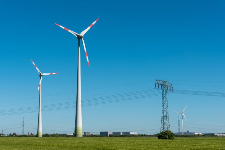 Top 10 U.S. States Based on Generation and Emerging Wind Capacity in 2026