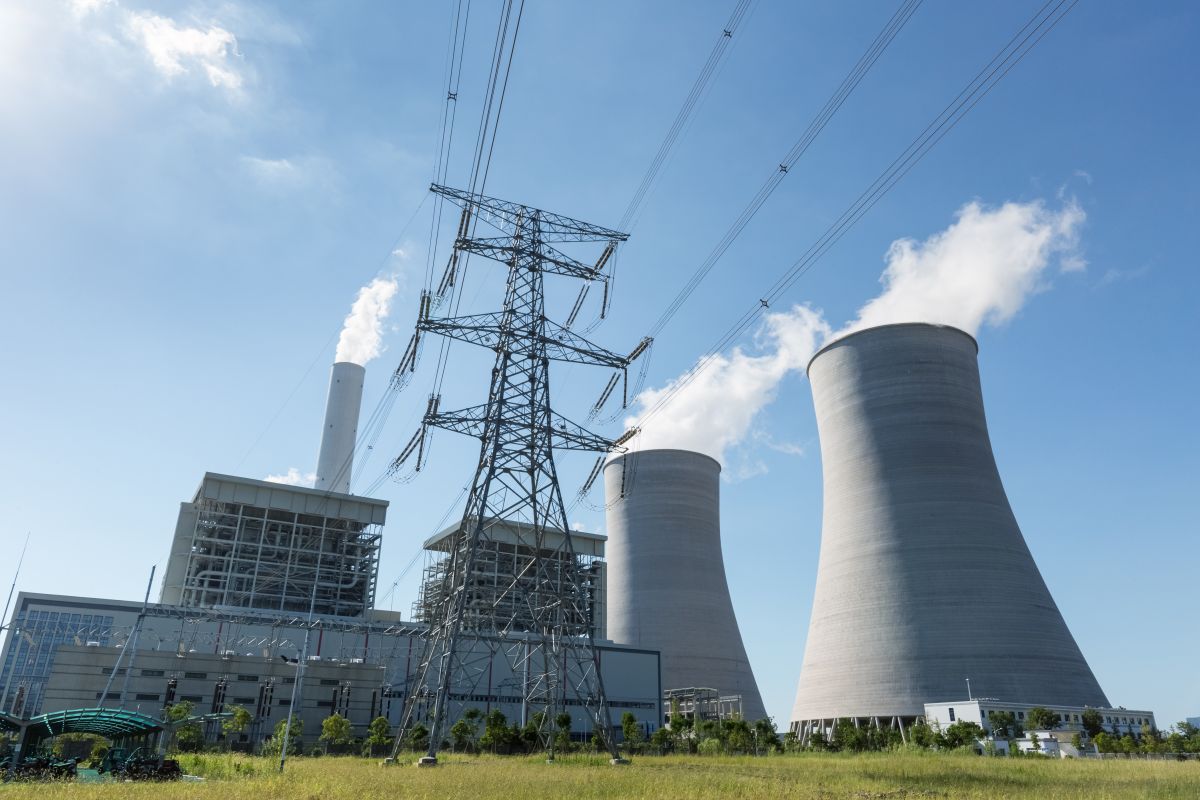 thermal power plant and electricity pylon